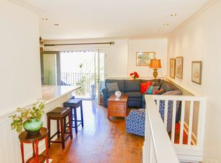 216 Marilla Ave, Avalon, CA 90704