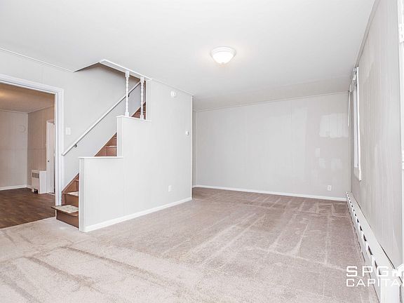 2nd image of 401 E Neff Ave