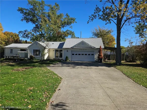 4867 Forest Rd, Mentor, OH 44060