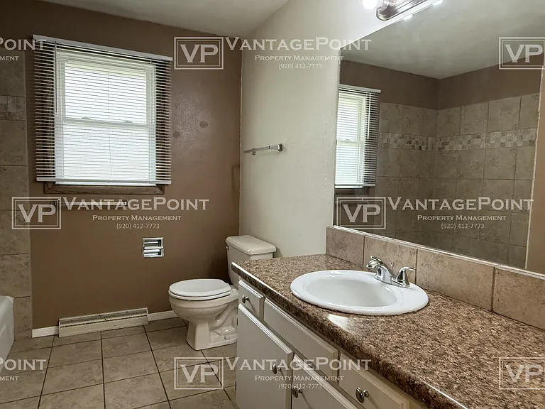 827 Glenpark Dr — Photo 13