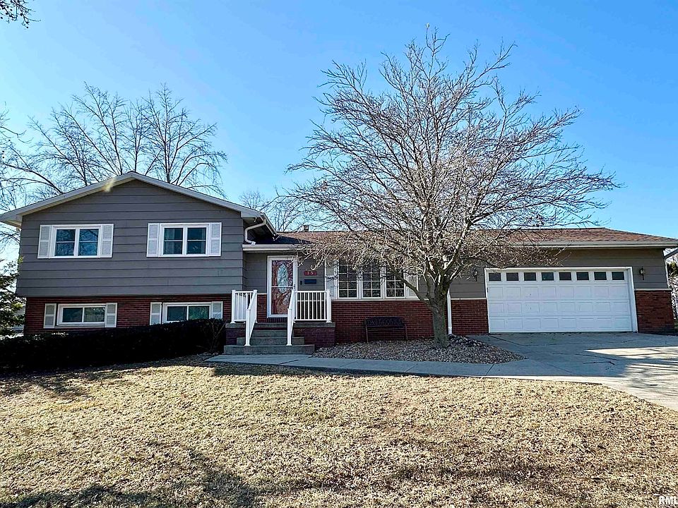 1st image of 15 Forest Park E