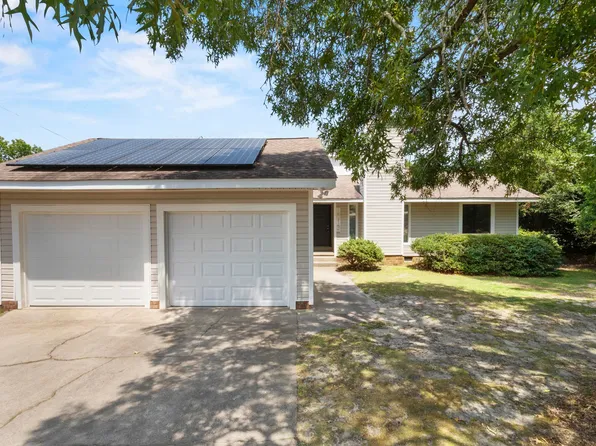 1015 Starcrest Rd, West Columbia, SC 29172