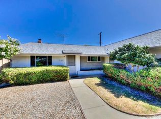2228 Maple St, Costa Mesa, CA 92627
