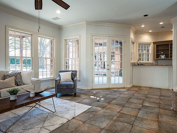 3rd image of 5224 Corinthian Bay Dr