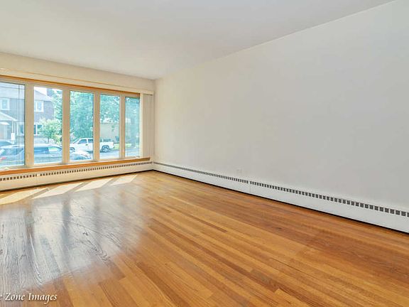 3rd image of 5652 S Austin Ave