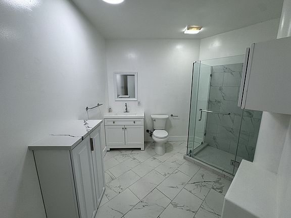 5th image of 10235 Wheatland Ave