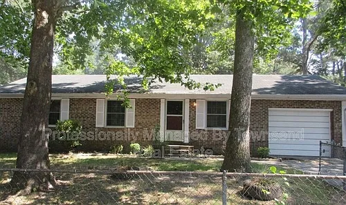 2904 Collingwood St Photo 1