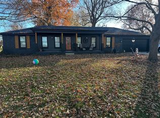 1850 E Swallow St, Springfield, MO 65804