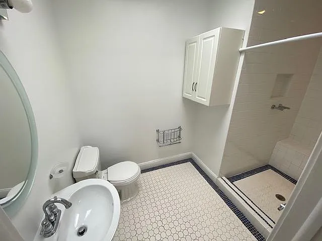 1524 D St NE — Photo 18