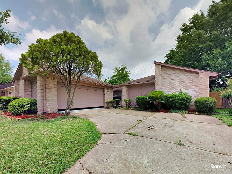 2218 Barrington Place Dr
