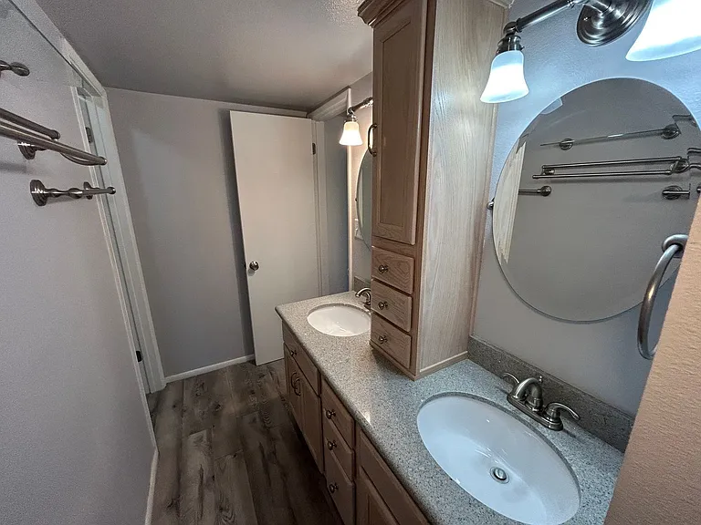 4501 W Continental Dr — Photo 10