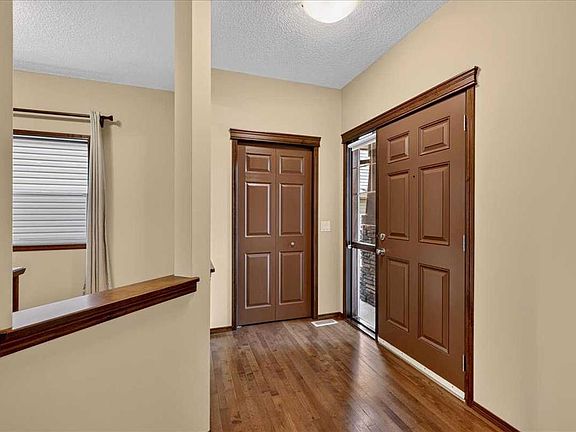 5th image of 277 N Evermeadow Ave SW