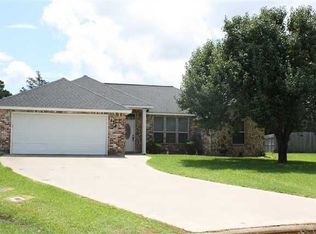 112 Holly Grv, Bridge City, TX 77611
