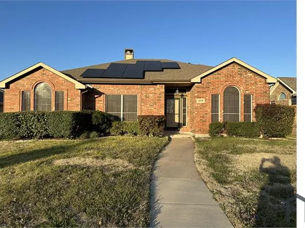 1216 Taylor Creek Dr, Mesquite, TX 75181