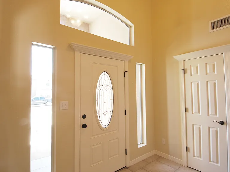 5513 Ignacio Frias Dr — Photo 4