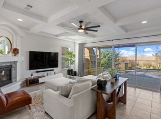 4690 Las Plazuelas, Santa Fe, NM 87507