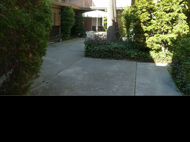 945 Kearney St #E — Photo 4