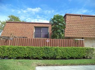 419 4th Ln, Greenacres, FL 33463