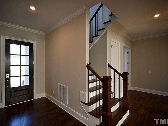 4th image of 3034 Adonis Cir