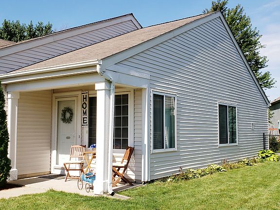 3rd image of 2435 Mayfield Dr