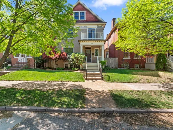 3648 Hartford St, Saint Louis, MO 63116