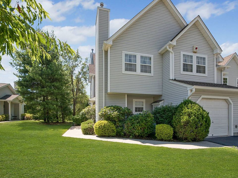 1st image of 321 Erik Dr