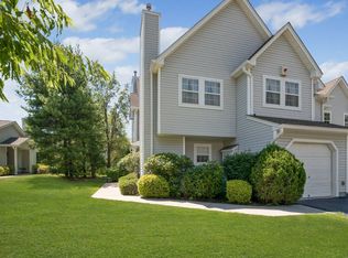 321 Erik Dr, East Setauket, NY 11733