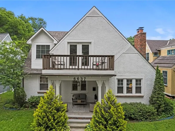 6637 Edgevale Rd, Kansas City, MO 64113