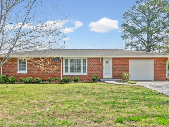 80 Church St, Tennessee Ridge, TN 37178