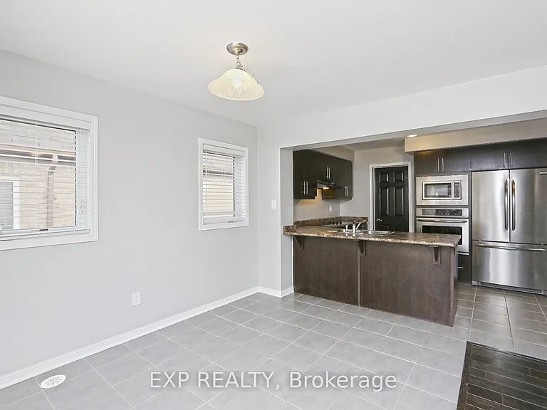 11 Crossbill Rd — Photo 13