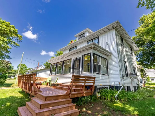 31 Breakwater St, Souris, PE C0A 2B0