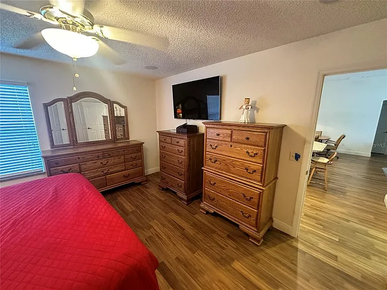 1515 Baylor Pl — Photo 11