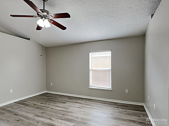 5th image of 4442 Stone Meadow Dr