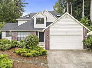 2138 Diamond Loop SE, Lacey, WA 98503