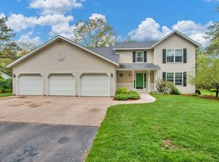 1456 Sky Line Dr, Stevens Point, WI 54482