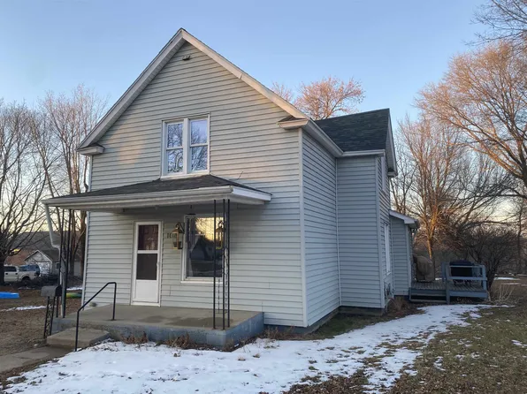 108 E Prospect Ave, Flandreau, SD 57028