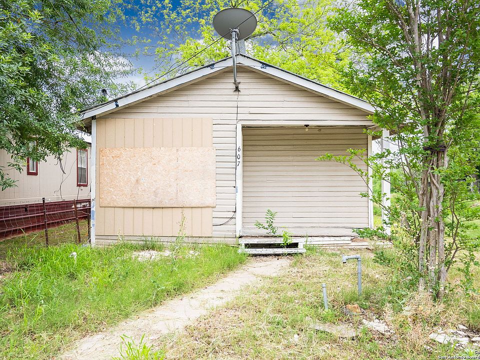 1st image of 607 AVENUE J