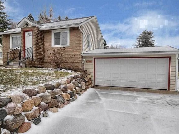3rd image of 2462 Stockbridge Ave