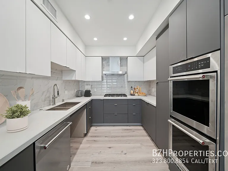 Corning Nineteen — Photo 7