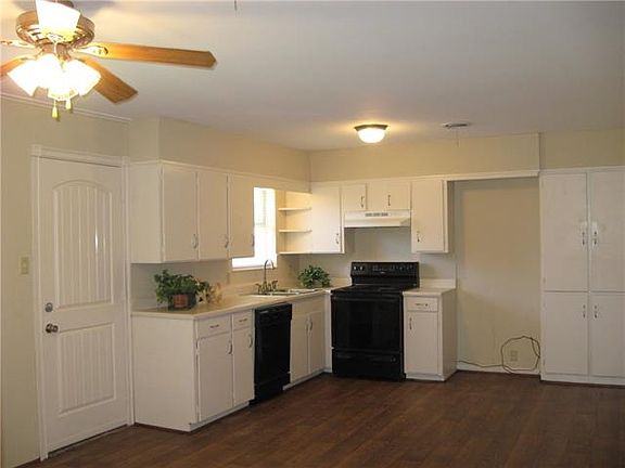 4th image of 711 Eulalia Dr