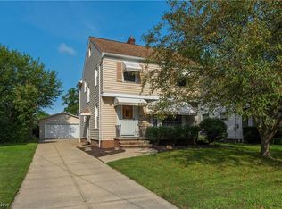 2670 Northview Rd, Rocky River, OH 44116