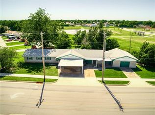 301 N Telephone Rd, Moore, OK 73160