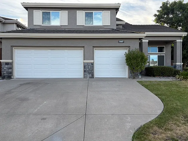 2417 Greentree Ct