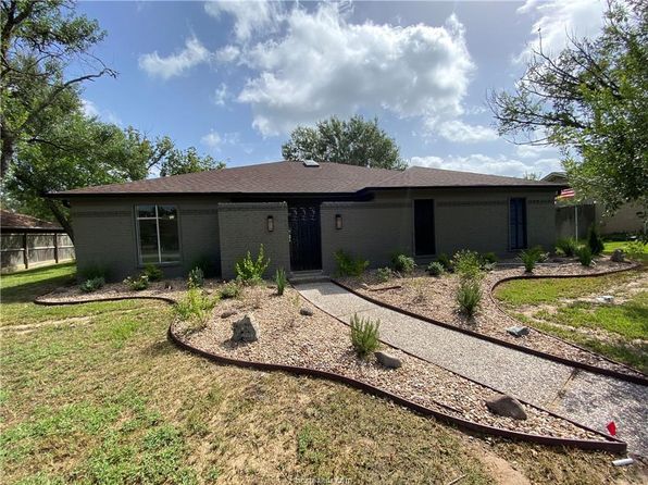 1603 Brook Hollow Dr