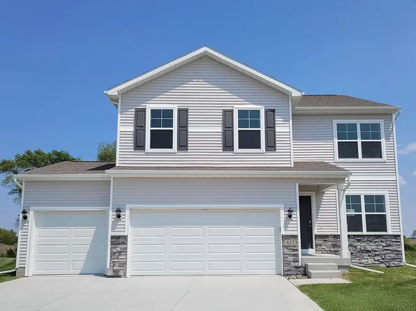 3304 12th Ave SW, Altoona, IA 50009