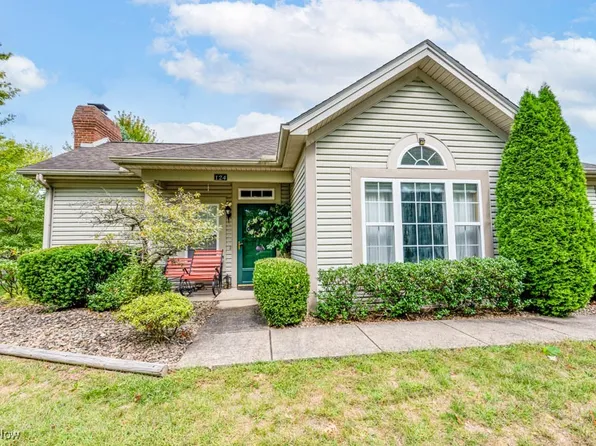 124 Wilcox Rd, Youngstown, OH 44515