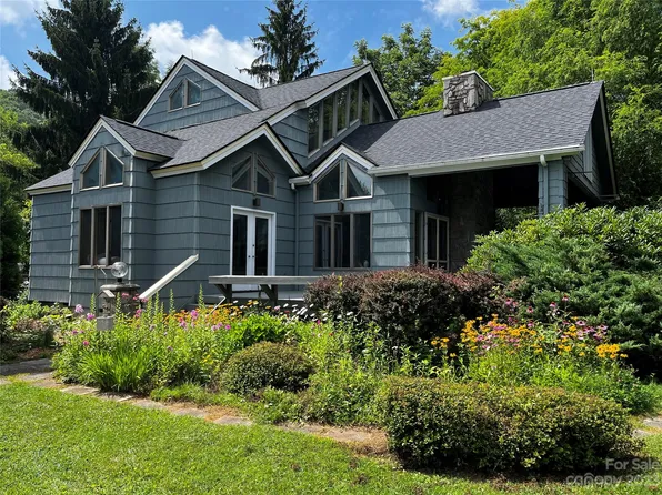 80 Strickland Dr, Waynesville, NC 28785