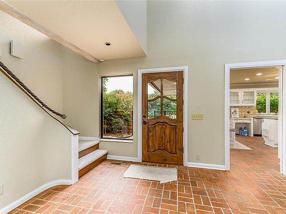 4th image of 3605 Meadow Lark Ln
