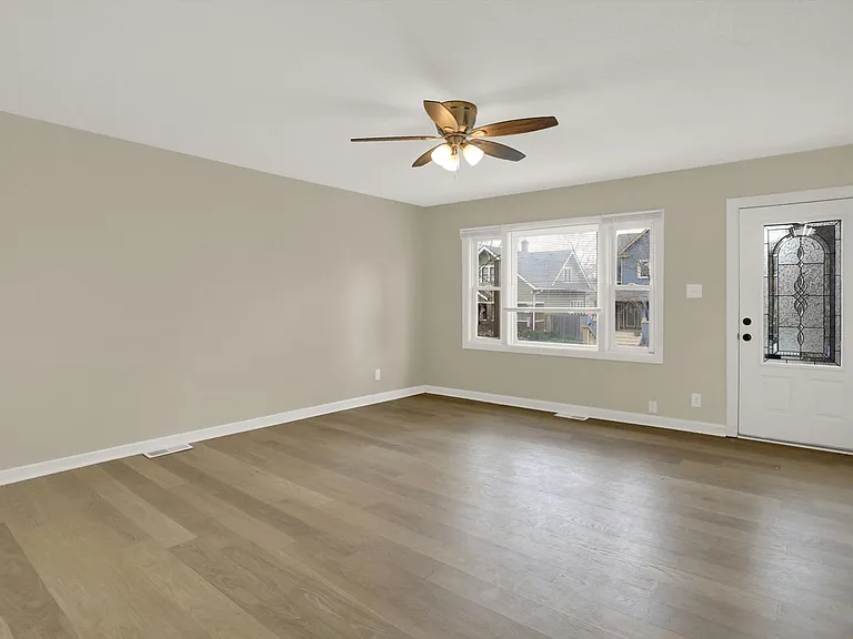 360 N Arsenal Ave — Photo 4