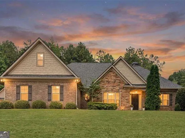 32 Meadow View Gln, Newnan, GA 30265